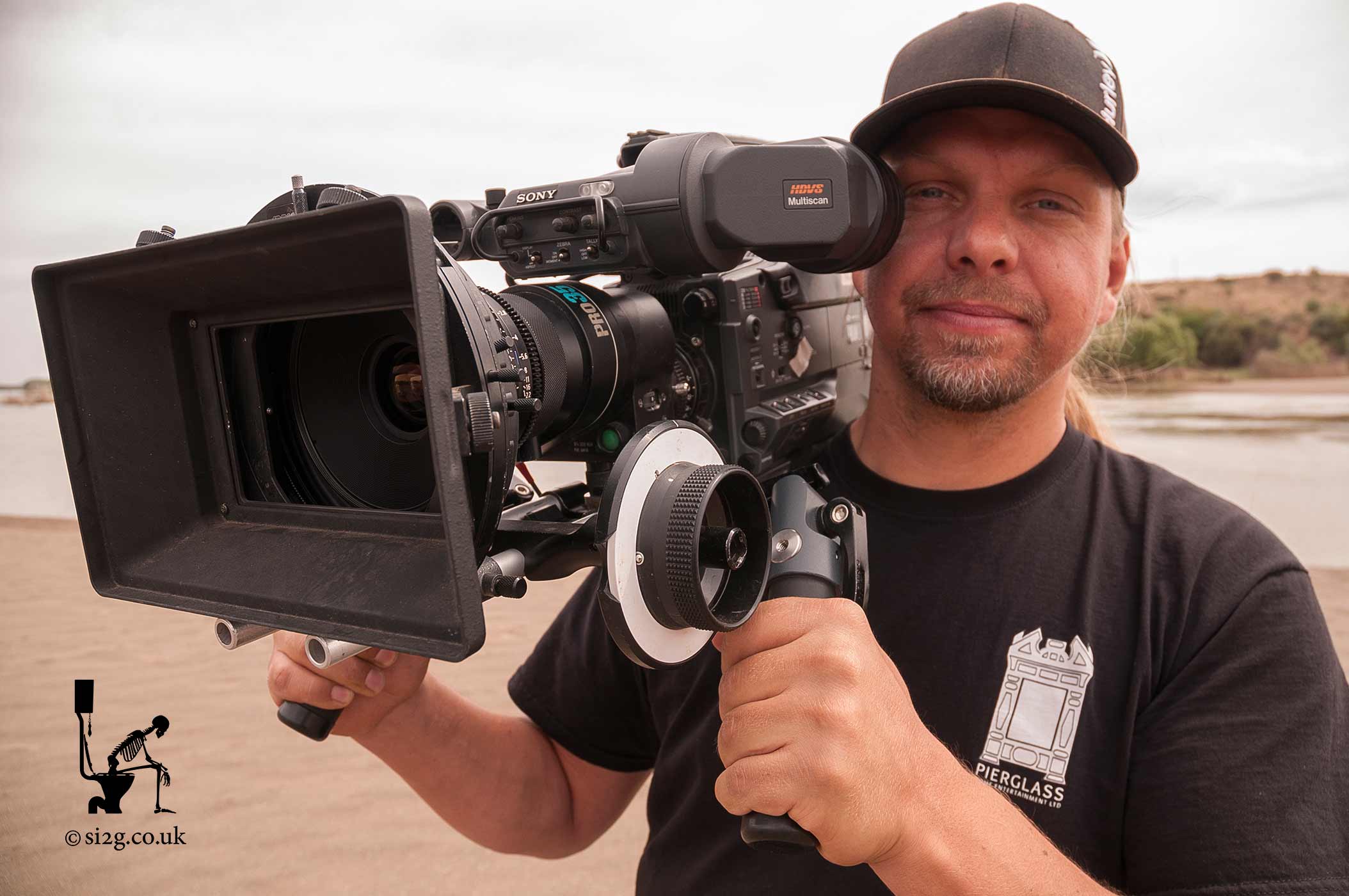 Director of Photography - Simon going handheld with a Sony HDW-750P, Pro35 lens adapter and an 18mm prime lens, complete with follow-focus and moose-bars.  Old school tape-based HDCAM video format.